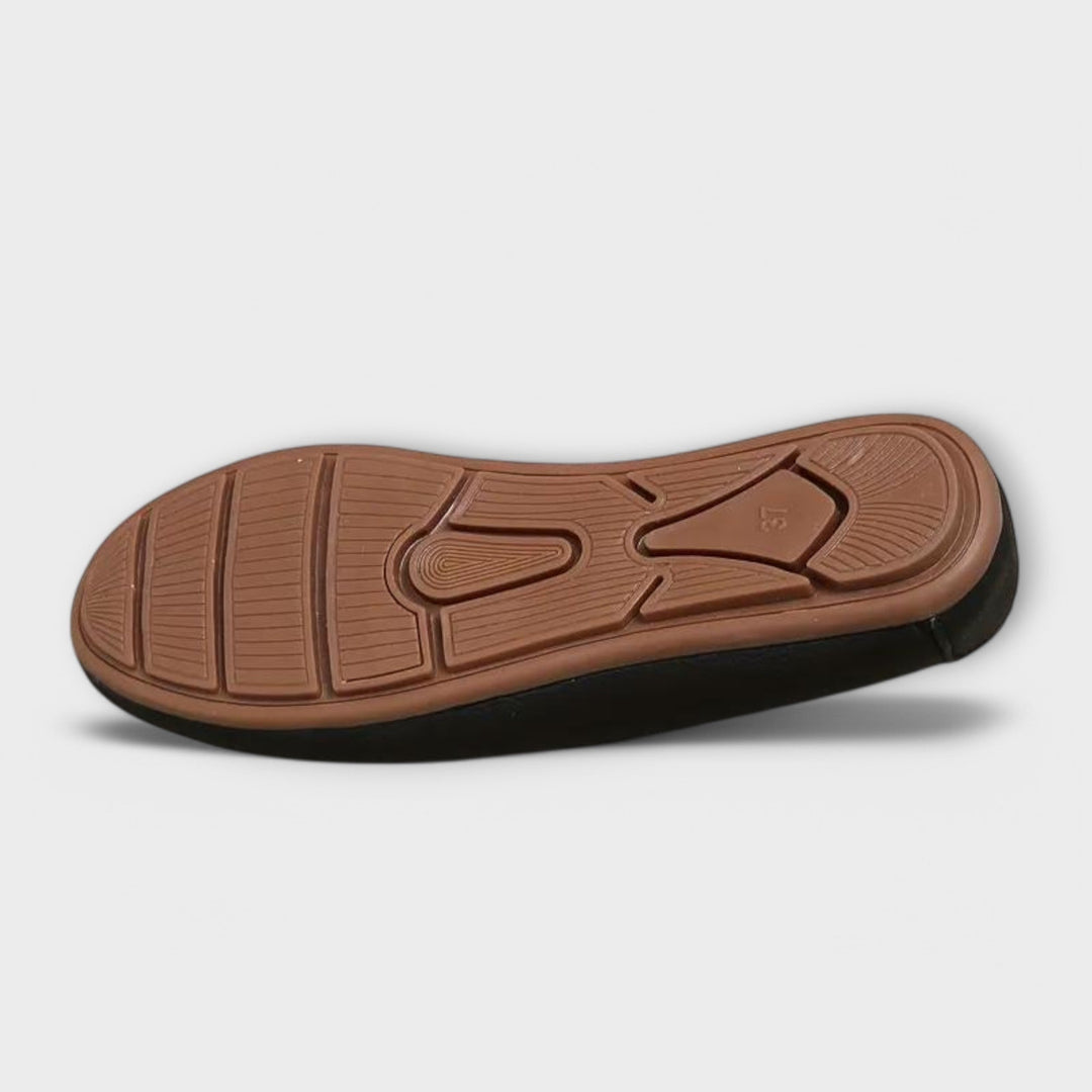 Nevena – Elegant Slip-On Moccasins with Gold Accent